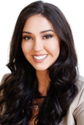 Portrait of Kayla Vezina, Realtor.